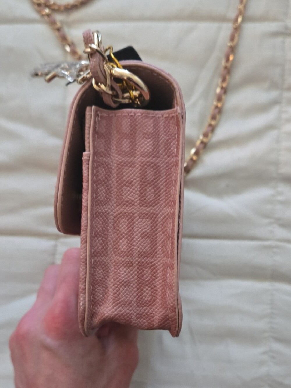 bebe Pink Quilted Logo Chain Crossbody with Gold Hardware NWT - Picture 3 of 8
